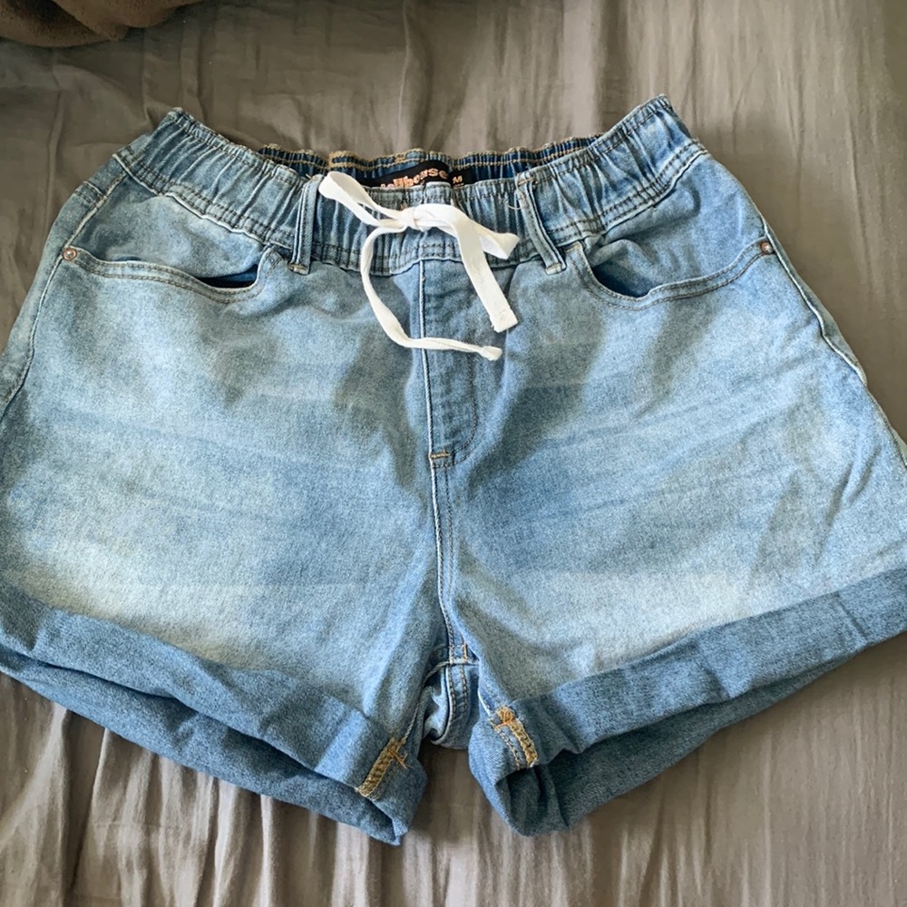Dollhouse blue Jean tie shorts